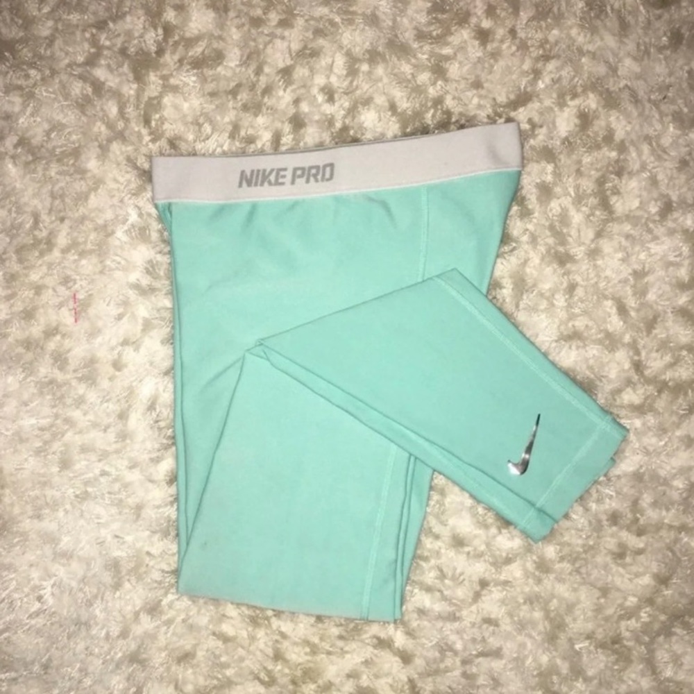 Rare Tiffany Blue Silver Swoosh Nike Pro Leggings